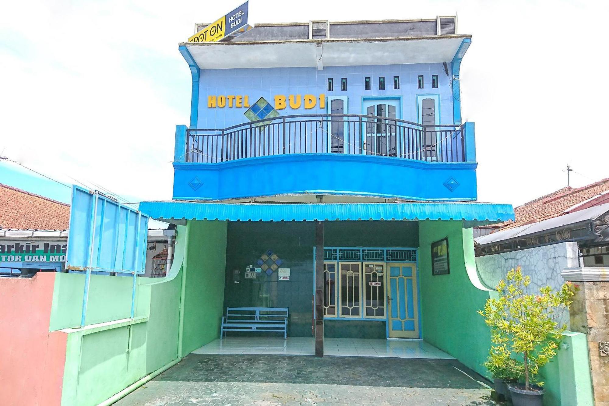 SPOT ON 2871 Hotel Budi Purwokerto Exterior foto