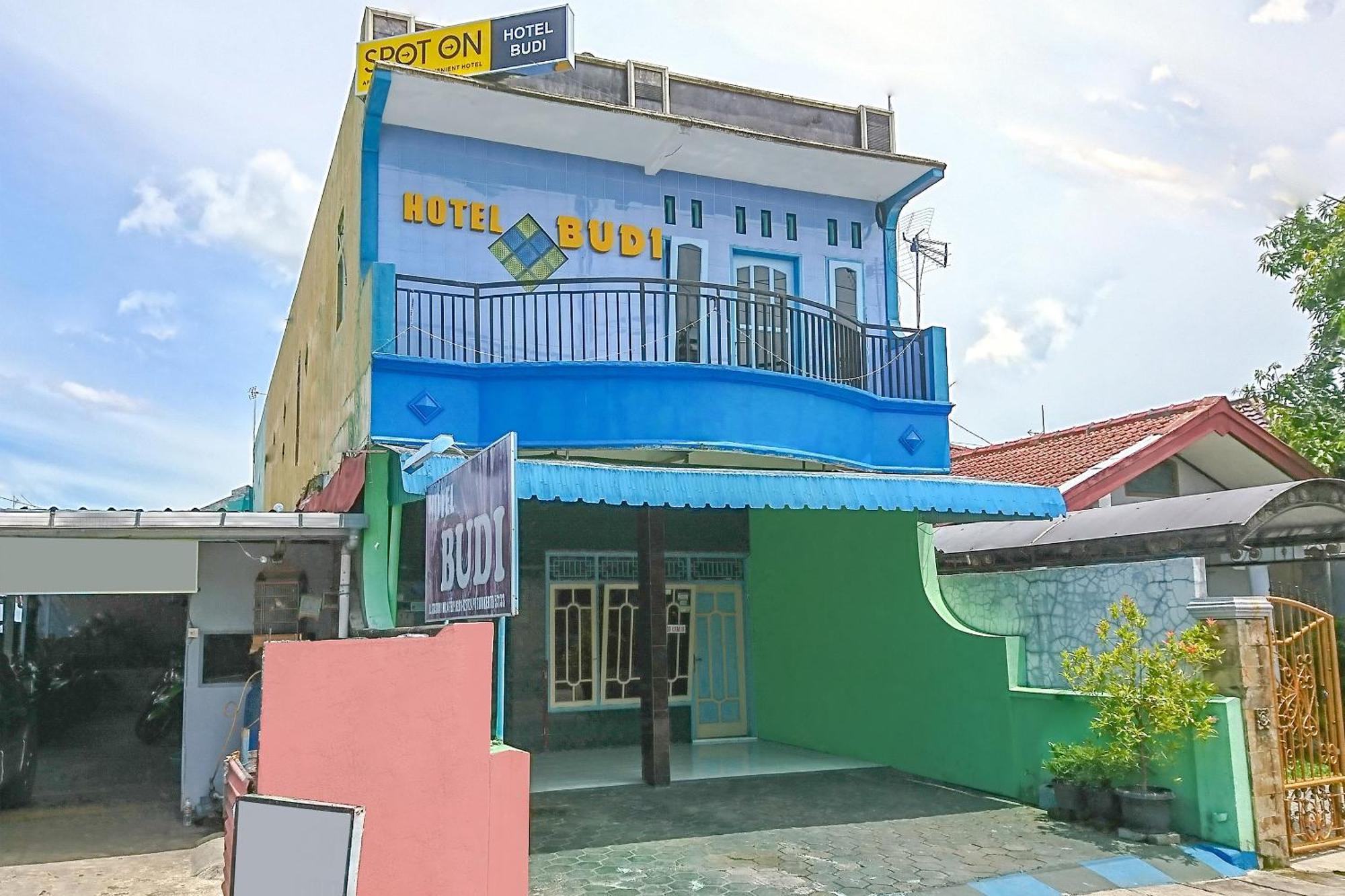 SPOT ON 2871 Hotel Budi Purwokerto Exterior foto
